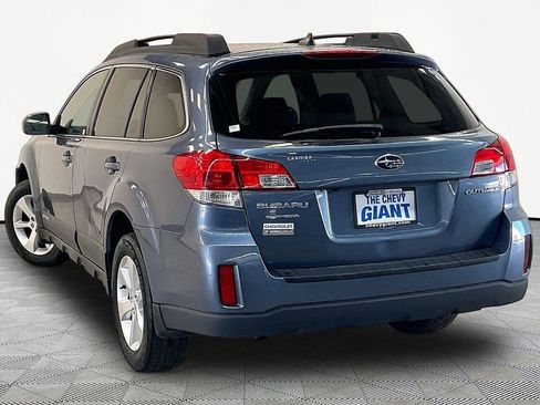 Used 2014 Subaru Outback 2.5i Limited AWD/4WD image 4