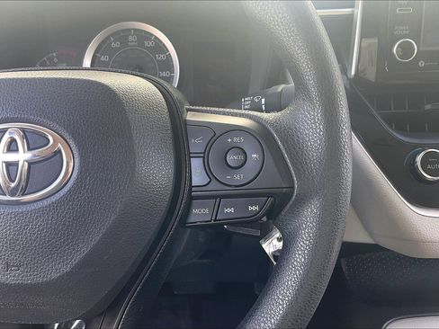 Used 2021 Toyota Corolla LE w/ Carpet Mat Package (TMS) image 24