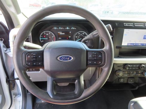 Used 2024 Ford F250 XL w/ STX Appearance Package AWD/4WD image 32