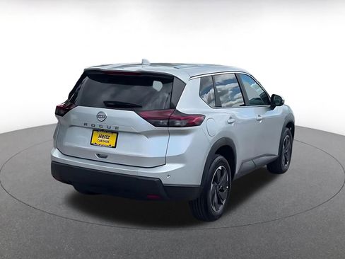 Used 2025 Nissan Rogue SV FWD image 14