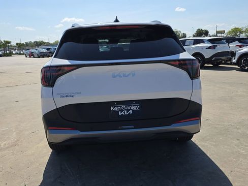 New 2026 Kia Sportage EX FWD image 7