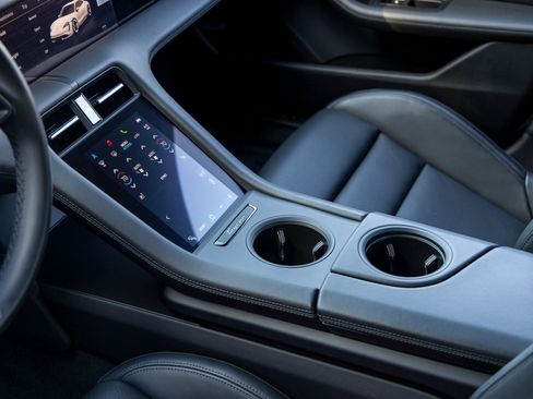 Certified 2023 Porsche Taycan Turbo image 37