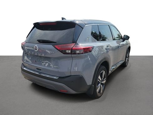 Used 2021 Nissan Rogue SL AWD/4WD image 3