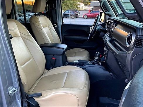 Used 2018 Jeep Wrangler Unlimited Rubicon image 26
