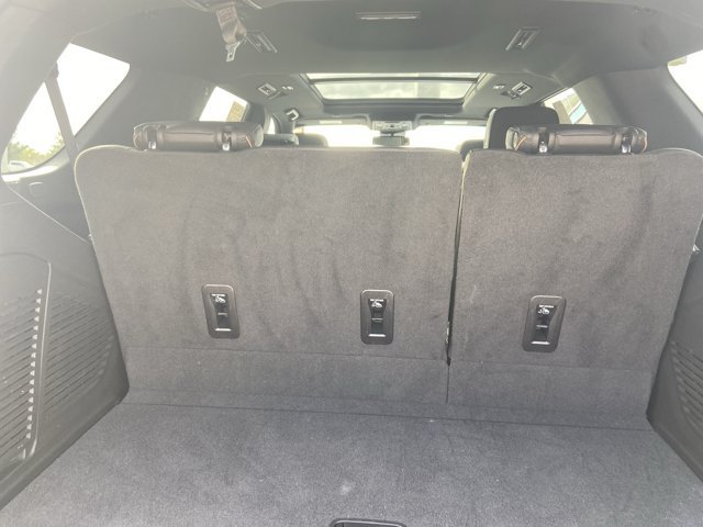 Used 2023 GMC Yukon AT4 AWD/4WD image 37