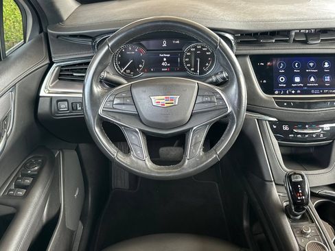 Used 2023 Cadillac XT5 Luxury FWD image 17