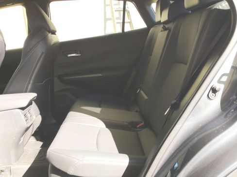 Used 2021 Toyota Venza Limited w/ Advanced Technology Package image 30