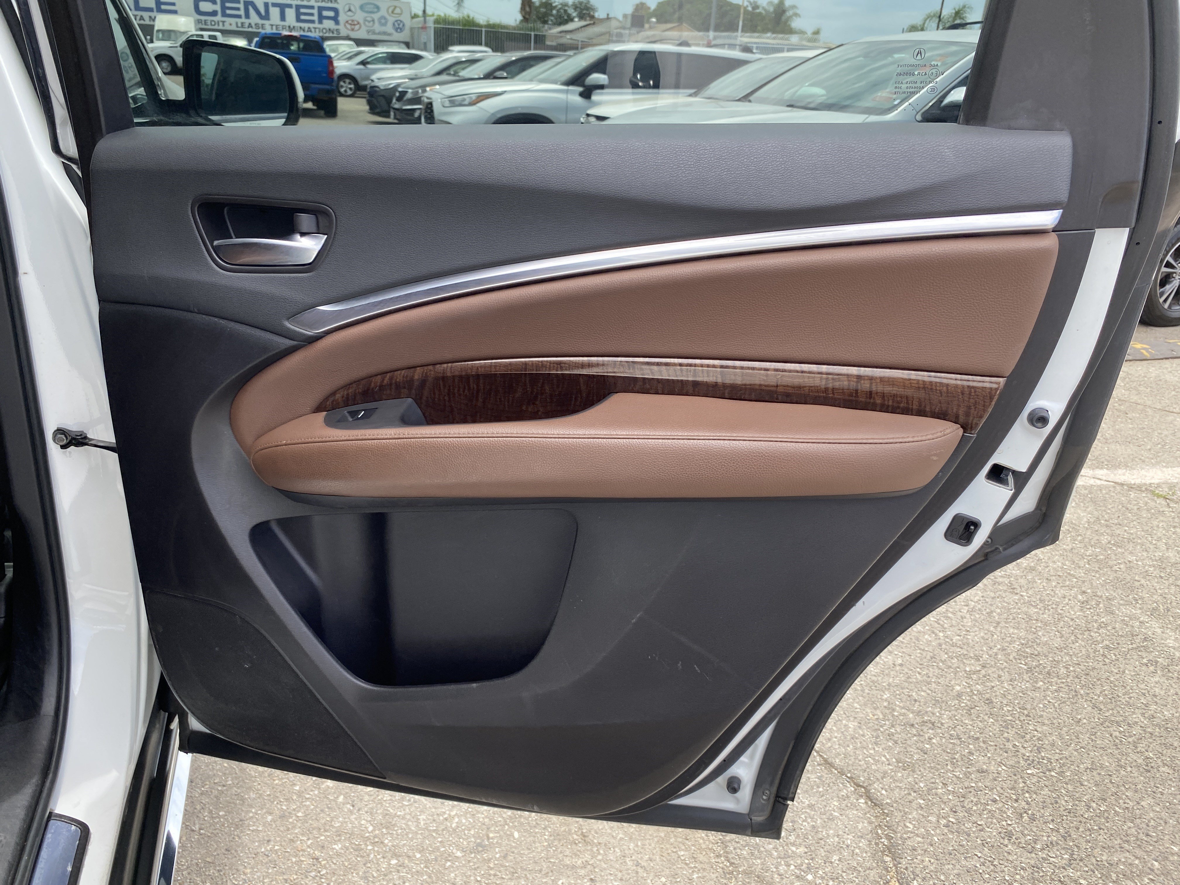 Used 2018 Acura MDX w/ Technology Package AWD/4WD image 26