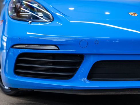 Certified 2024 Porsche 718 Cayman w/ Premium Package RWD image 14