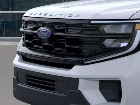 New 2025 Ford Expedition Max Active image 17