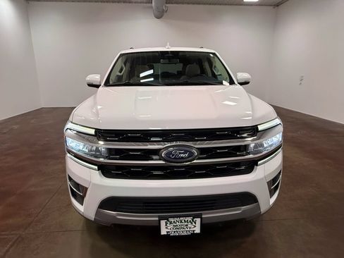 Used 2024 Ford Expedition Limited AWD/4WD image 41