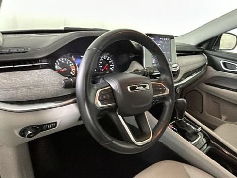 Used 2022 Jeep Compass Latitude w/ Convenience Group AWD/4WD image 13