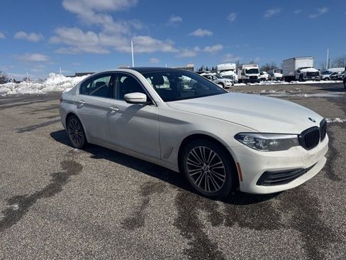 Used 2020 BMW 530i xDrive w/ Convenience Package image 12