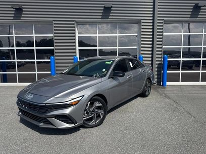 Used 2025 Hyundai Elantra Sport