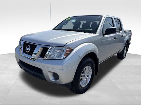 Used 2019 Nissan Frontier SV image 9