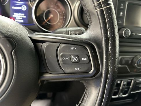 Used 2018 Jeep Wrangler Unlimited Sport S image 35