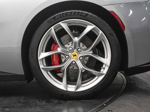 Used 2018 Ferrari GTC4Lusso T image 36