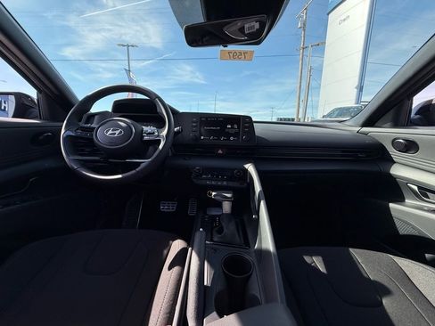 New 2026 Hyundai Elantra Sport FWD image 27