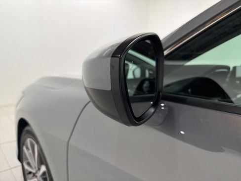 Certified 2026 Acura Integra FWD image 9
