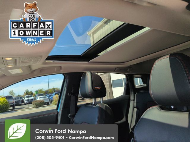 Used 2025 Nissan Kicks SR w/ SR Premium Package AWD/4WD image 23