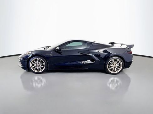 Used 2025 Chevrolet Corvette Stingray Preferred Cpe w/ 2LT image 9