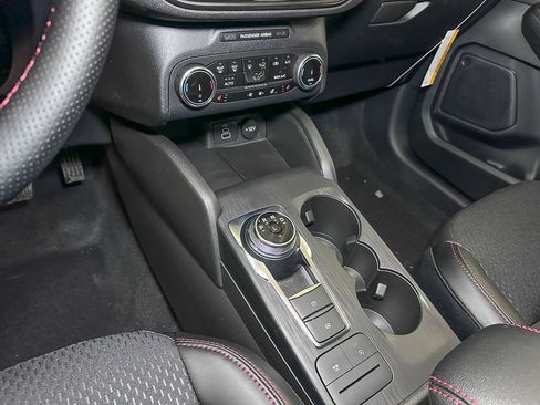 New 2026 Ford Escape ST-Line w/ Cold Weather Package AWD/4WD image 29