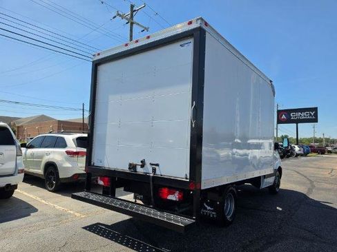 Used 2024 Mercedes-Benz Sprinter 3500 image 5
