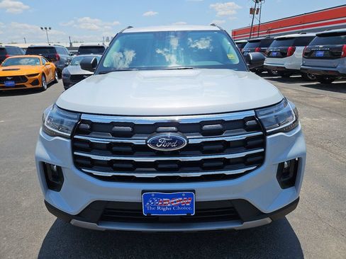New 2026 Ford Explorer Active w/ Active Comfort Package RWD image 3