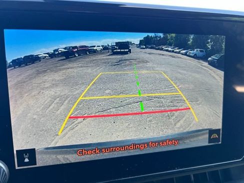 Used 2025 Toyota RAV4 XLE FWD image 19