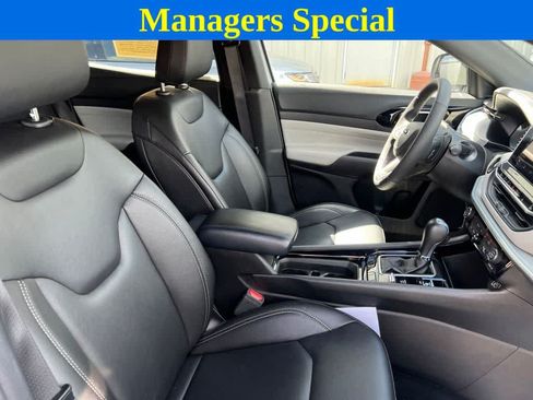 Used 2025 Jeep Compass Limited AWD/4WD image 27