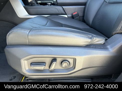 Used 2024 Toyota Tundra Limited AWD/4WD image 27