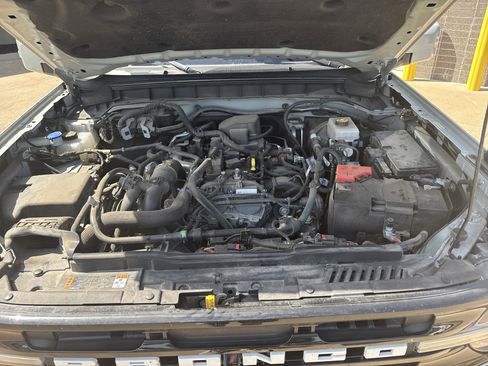 Used 2021 Ford Bronco Outer Banks AWD/4WD image 34