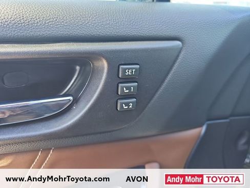 Used 2017 Subaru Outback 3.6R Touring w/ Popular Package #5A image 12