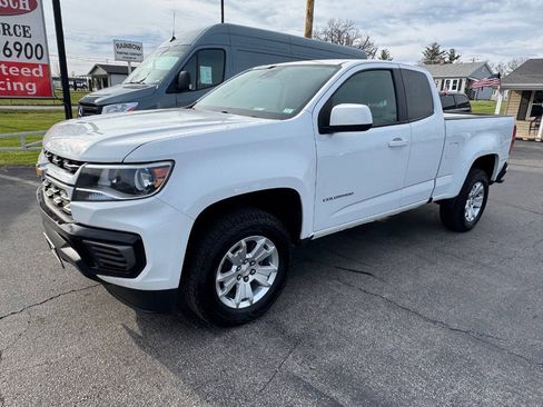 Used 2022 Chevrolet Colorado LT w/ Fleet Safety Package RWD image 2