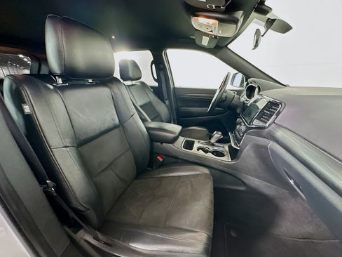 Used 2021 Jeep Grand Cherokee Laredo X image 30