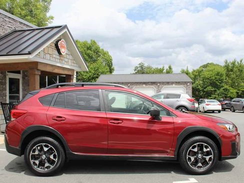Used 2018 Subaru Crosstrek 2.0i AWD/4WD image 4