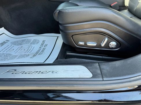 Used 2020 Porsche Panamera 4 image 12