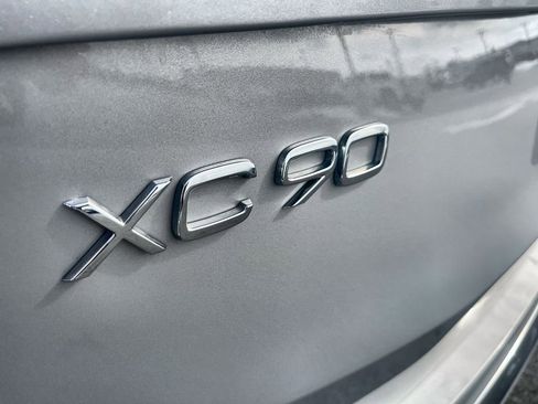 Used 2025 Volvo XC90 B6 Plus image 13
