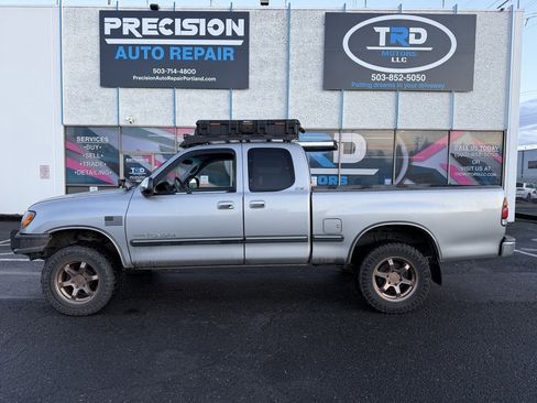 Used 2002 Toyota Tundra SR5 image 2