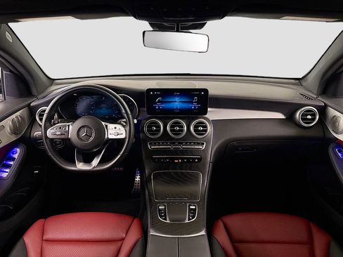 Used 2023 Mercedes-Benz GLC 300 4MATIC Coupe image 9