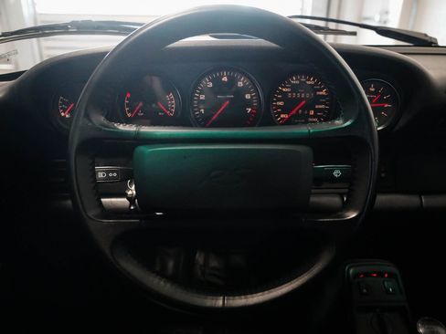 Used 1992 Porsche 911 image 16