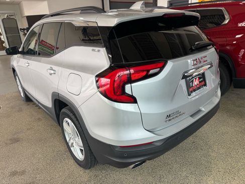 Used 2018 GMC Terrain SLE w/ Driver Convenience Package AWD/4WD image 7