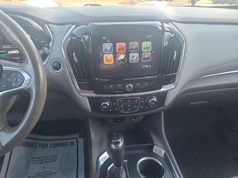 Used 2019 Chevrolet Traverse LT image 22