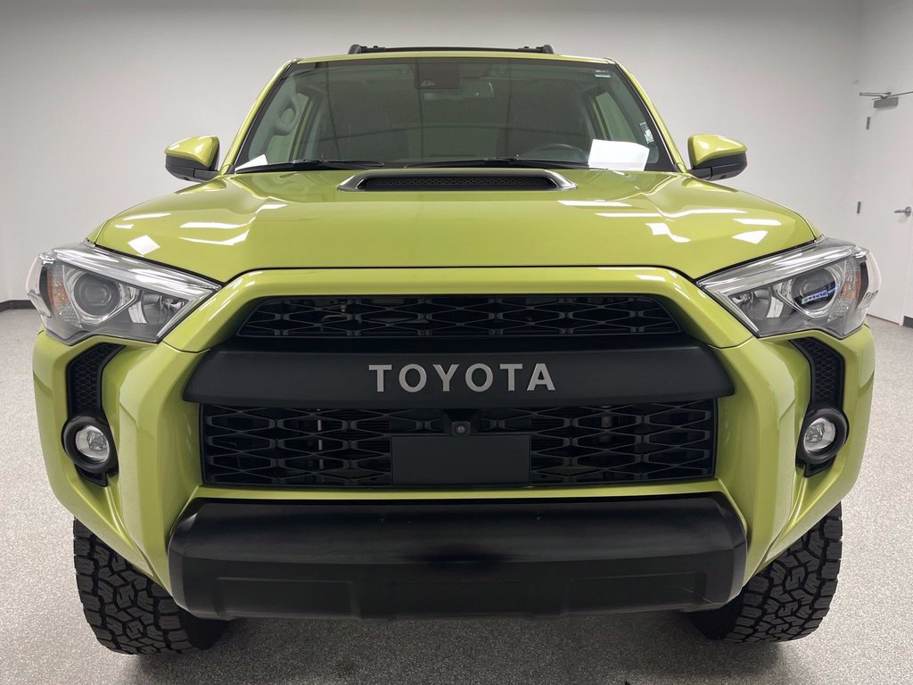 Used 2022 Toyota 4Runner TRD Pro AWD/4WD image 3