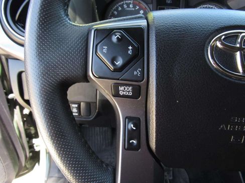 Used 2021 Toyota Tacoma TRD Off-Road RWD image 22