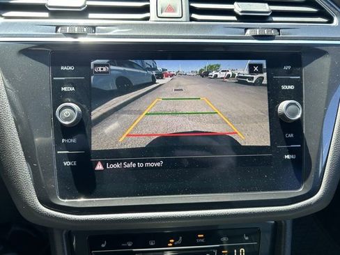 Used 2022 Volkswagen Tiguan SE R-Line AWD/4WD image 13