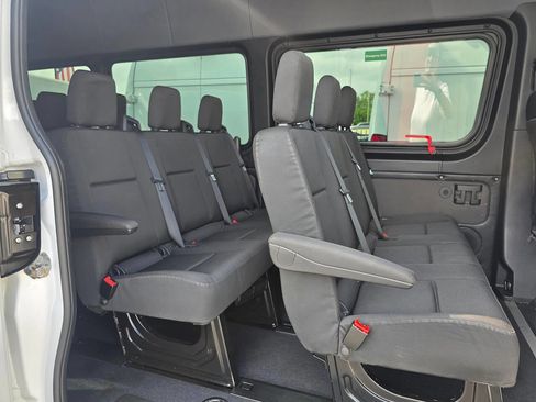 Used 2025 Mercedes-Benz Sprinter 2500 image 12