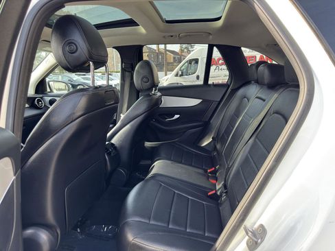 Used 2019 Mercedes-Benz GLC 300 image 27