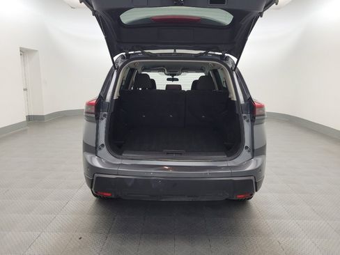 Used 2024 Nissan Rogue S AWD/4WD image 29