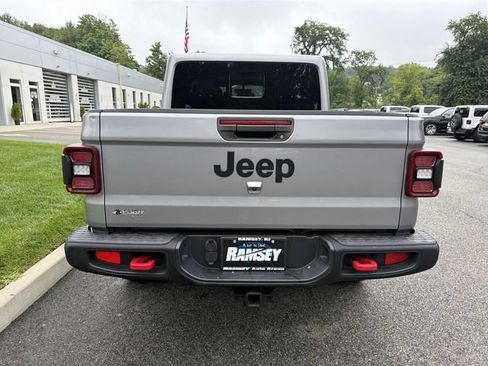 Used 2020 Jeep Gladiator Rubicon AWD/4WD image 7